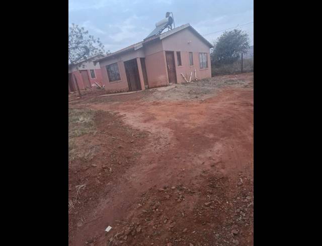2 BEDROOM HOUSE FOR SALE IN LEHAE